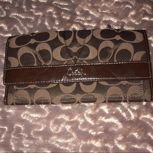 Coach wallet